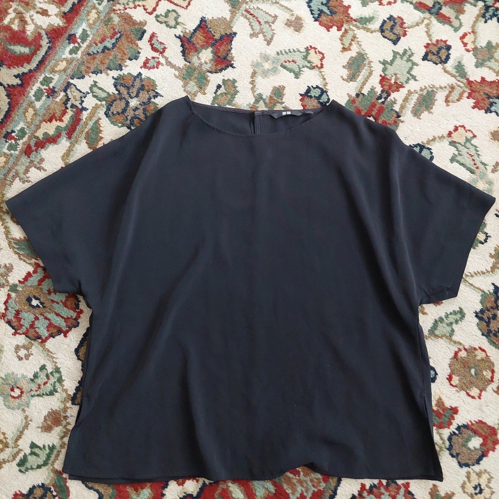 Black Women's Boxy Short-Sleeve Blouse - Brand Unknown